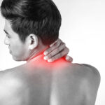 Síntomas de la cervicalgia: ¿cuándo debes consultar a un especialista?